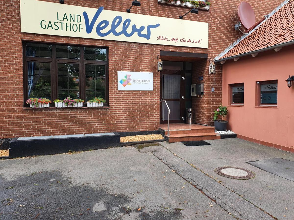 Smart Hostel By Landgasthof Velber 24H7D Seelze Kültér fotó