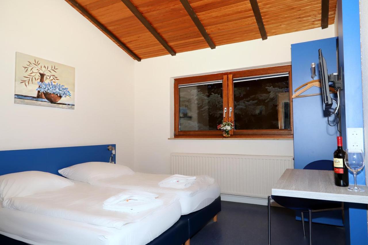Smart Hostel By Landgasthof Velber 24H7D Seelze Kültér fotó